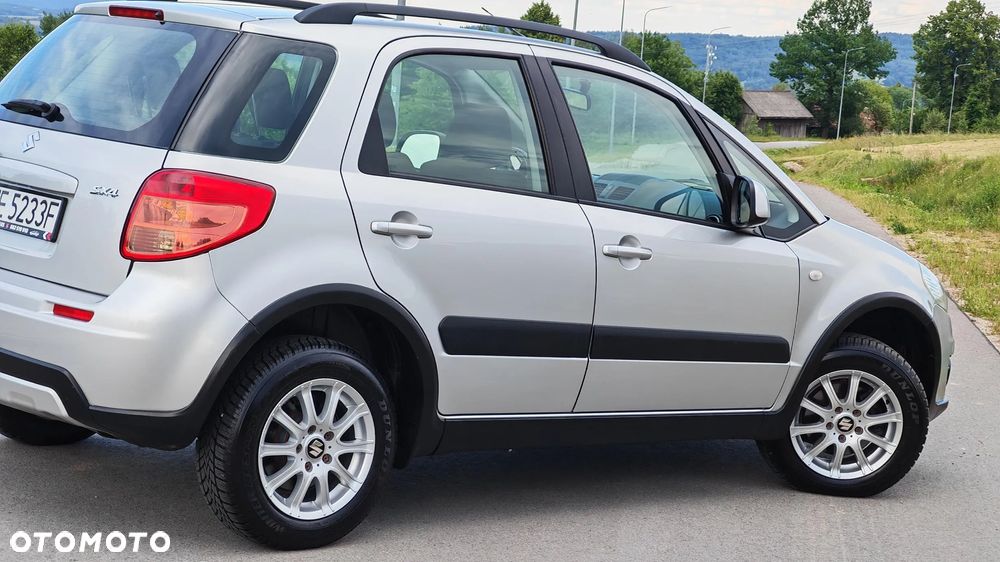 Suzuki SX4 1.6 VVT 4x4 Style - 20