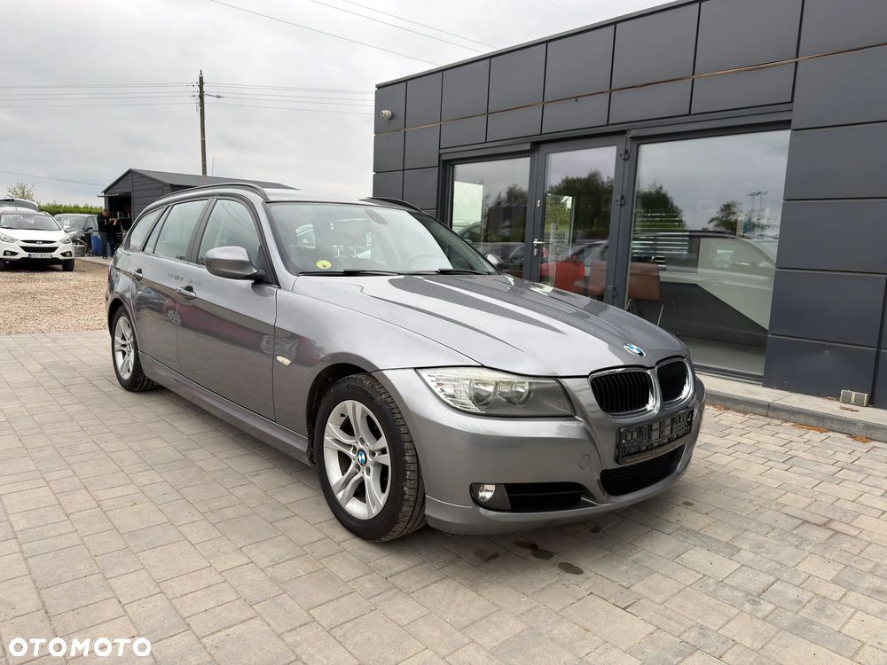 BMW Seria 3 318d - 2