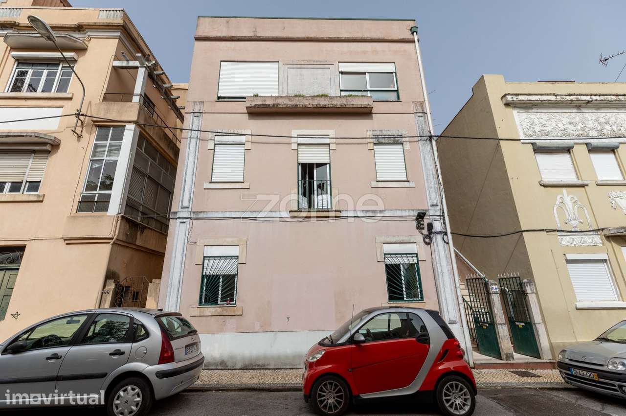 Prédio T7 com elevado potencial de investimento | Coimbra - Grande imagem: 2/44