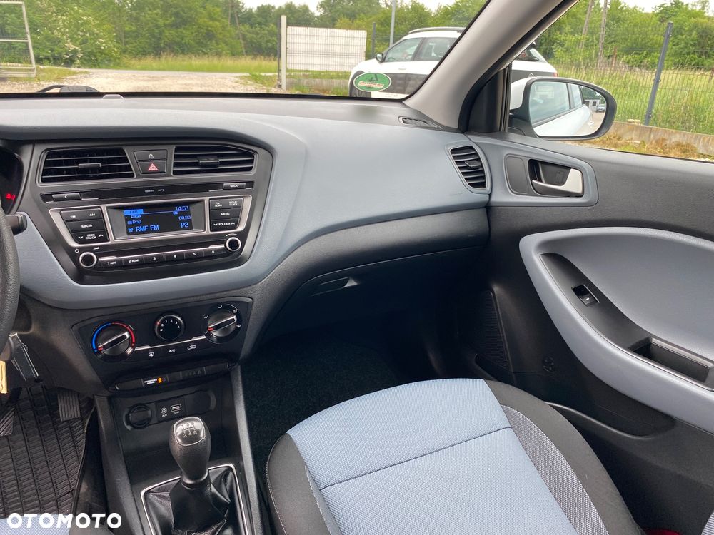Hyundai i20 1.2 Classic Plus - 31