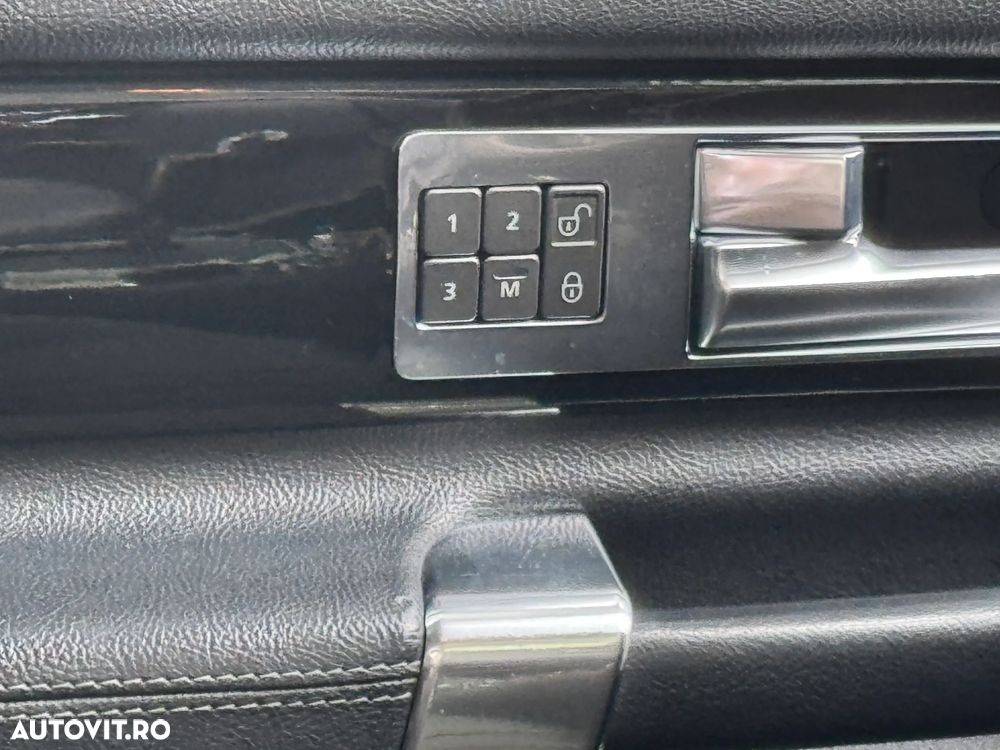 Land Rover Discovery 3.0 TD HSE Aut. - 17