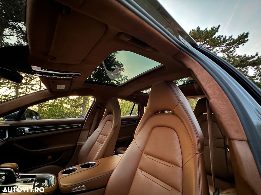 Porsche Panamera 4 E-Hybrid - 10