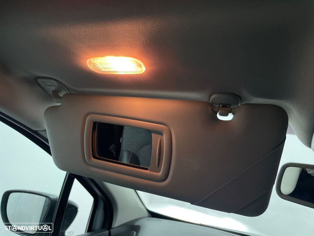 Renault Captur 1.5 dCi Exclusive EDC - 52