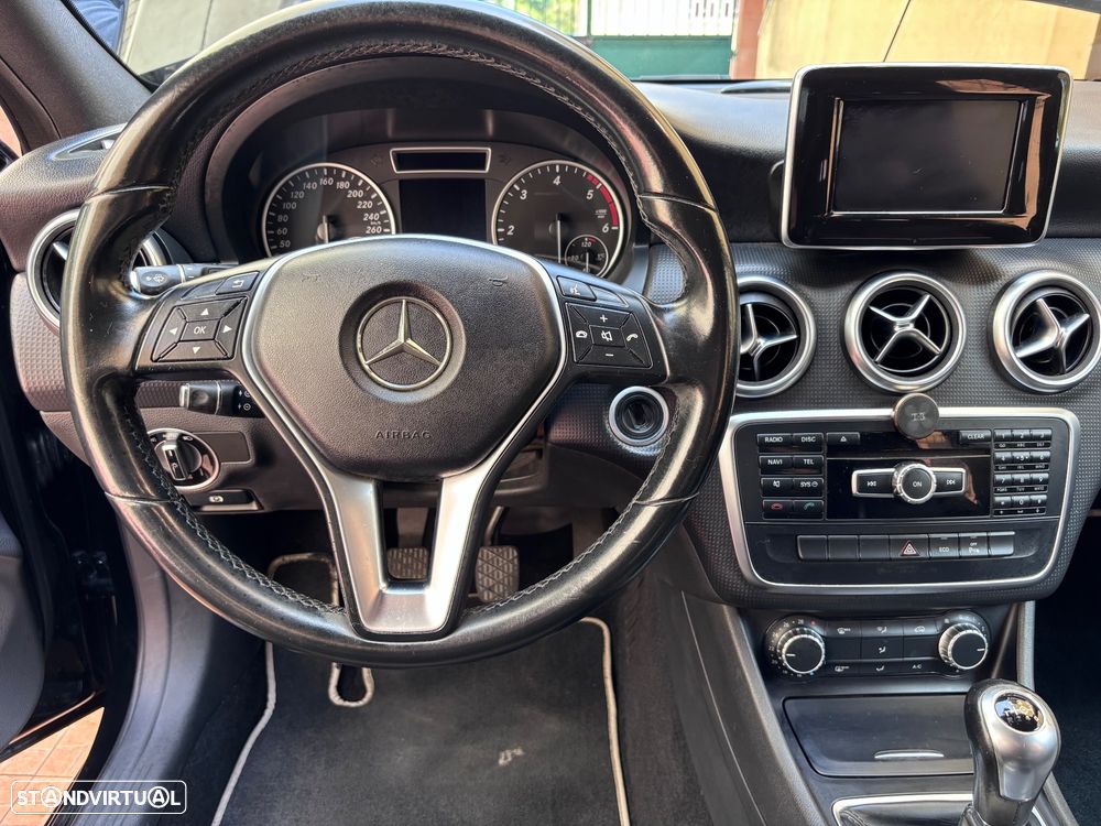 Mercedes-Benz A 180 CDI (BlueEFFICIENCY) - 11