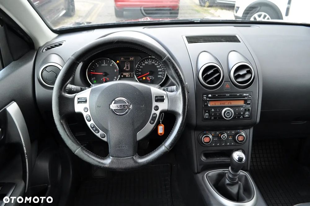 Nissan Qashqai - 24