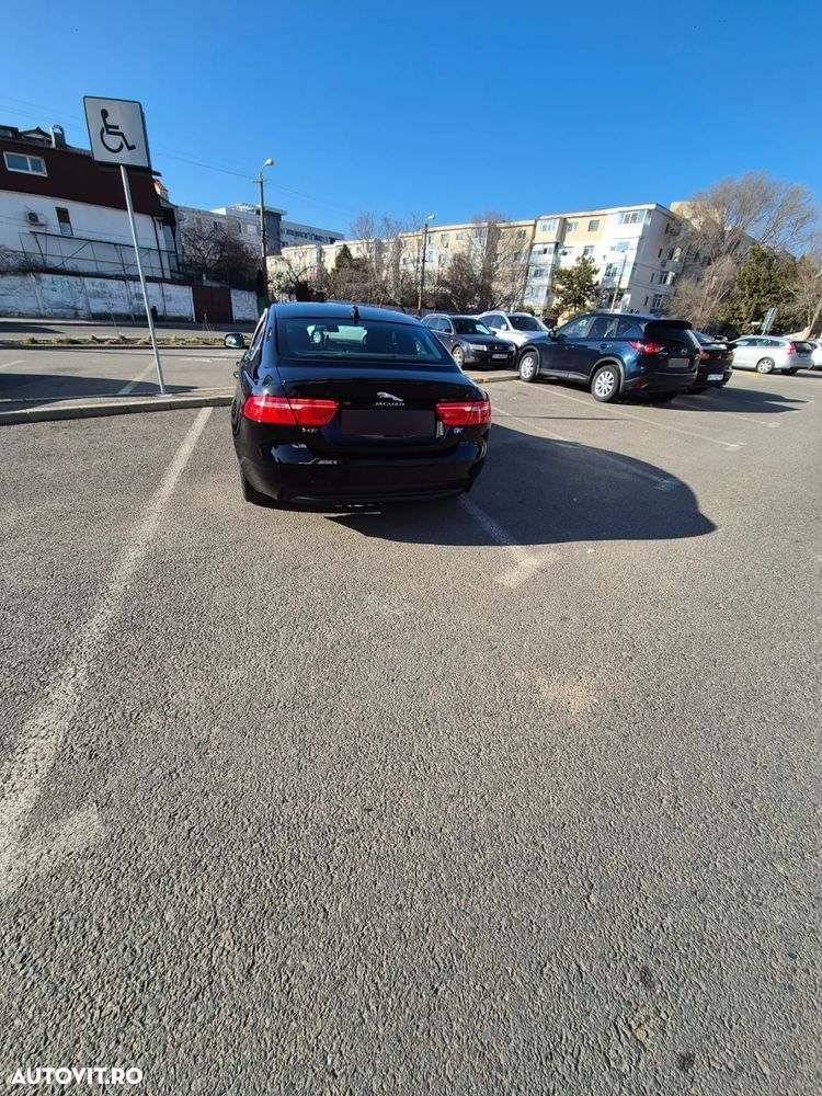 Jaguar XE E-Performance Aut. R-Sport - 4