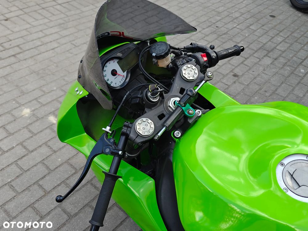 Kawasaki ZX - 7