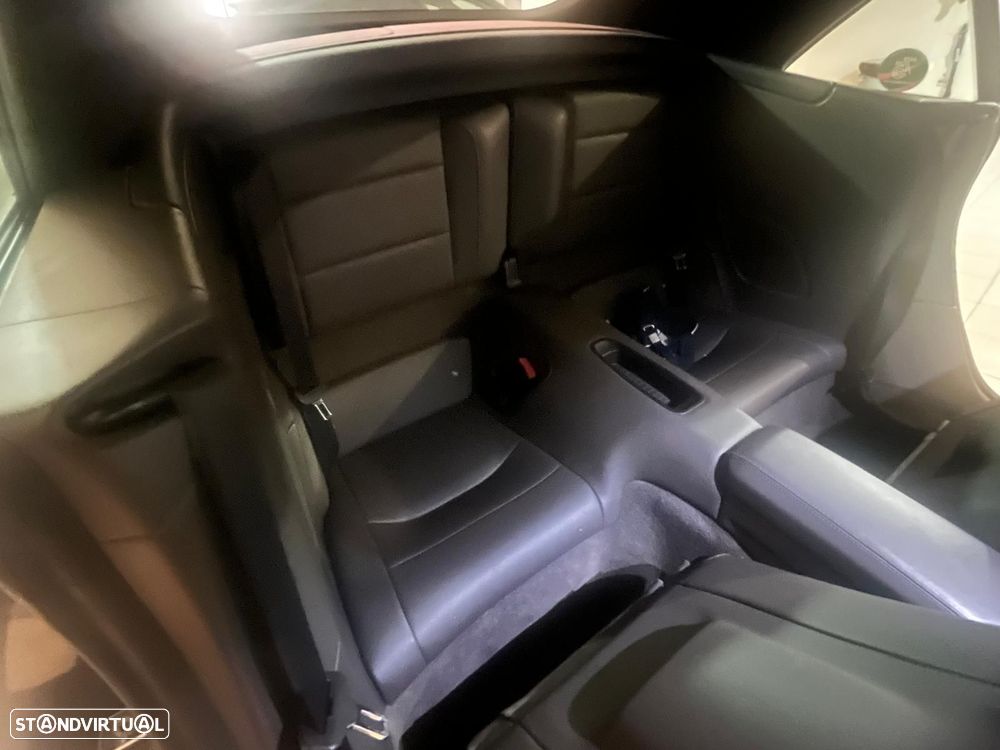 Porsche 911 Série F - 13