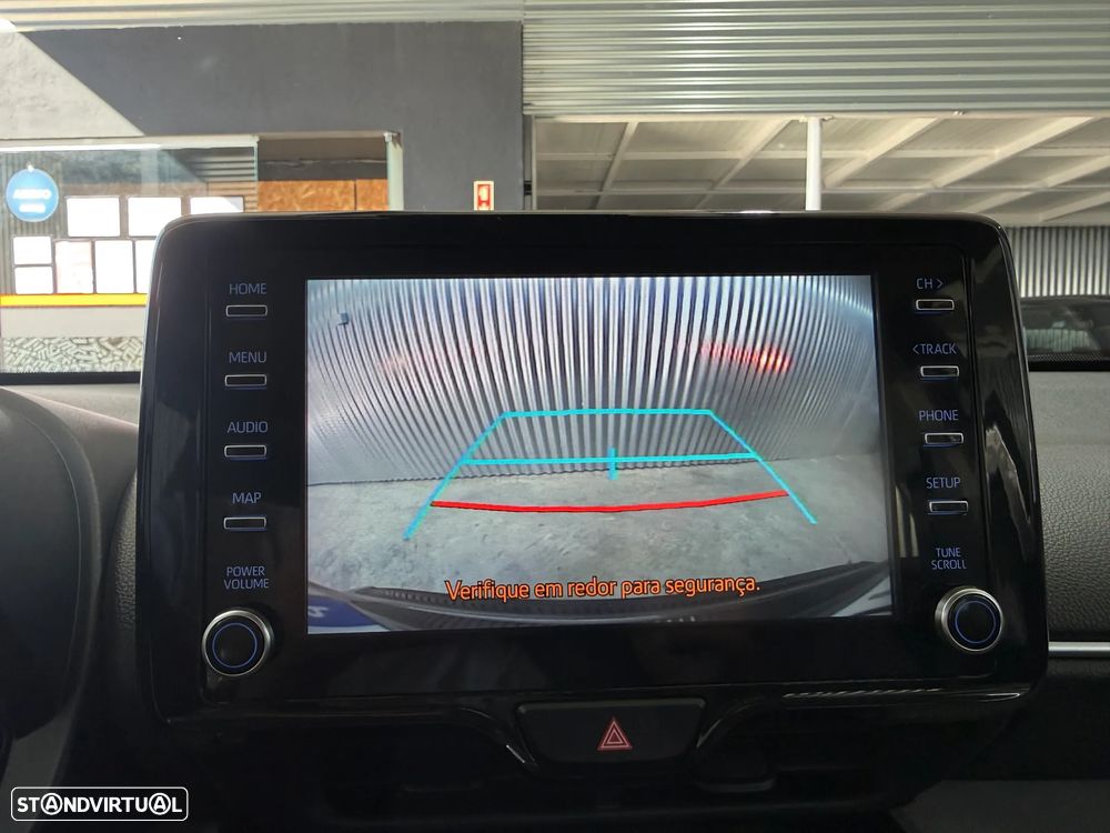 Toyota Yaris Cross 1.5 HDF Comfort Plus - 12