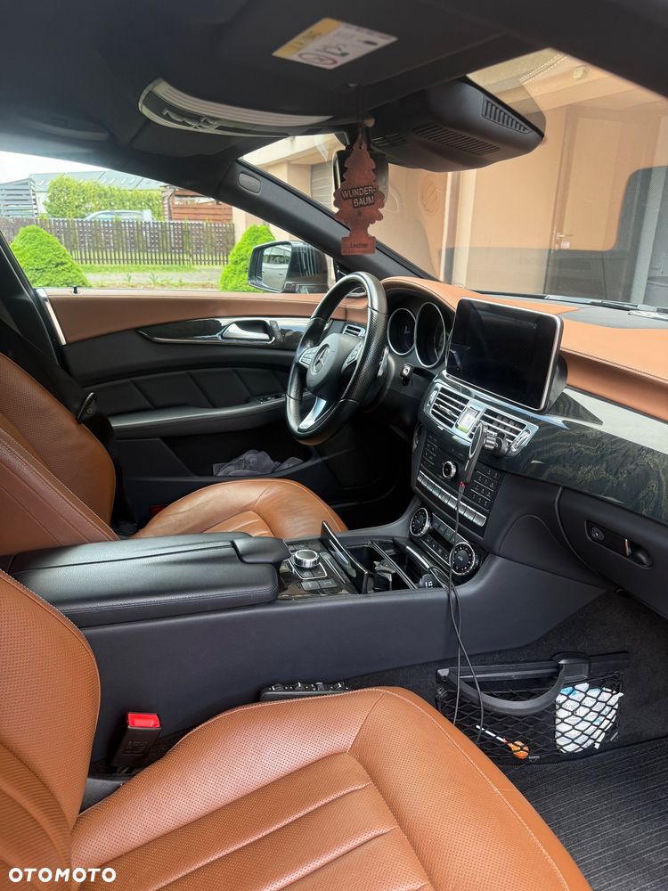 Mercedes-Benz CLS 350 d 4-Matic - 3