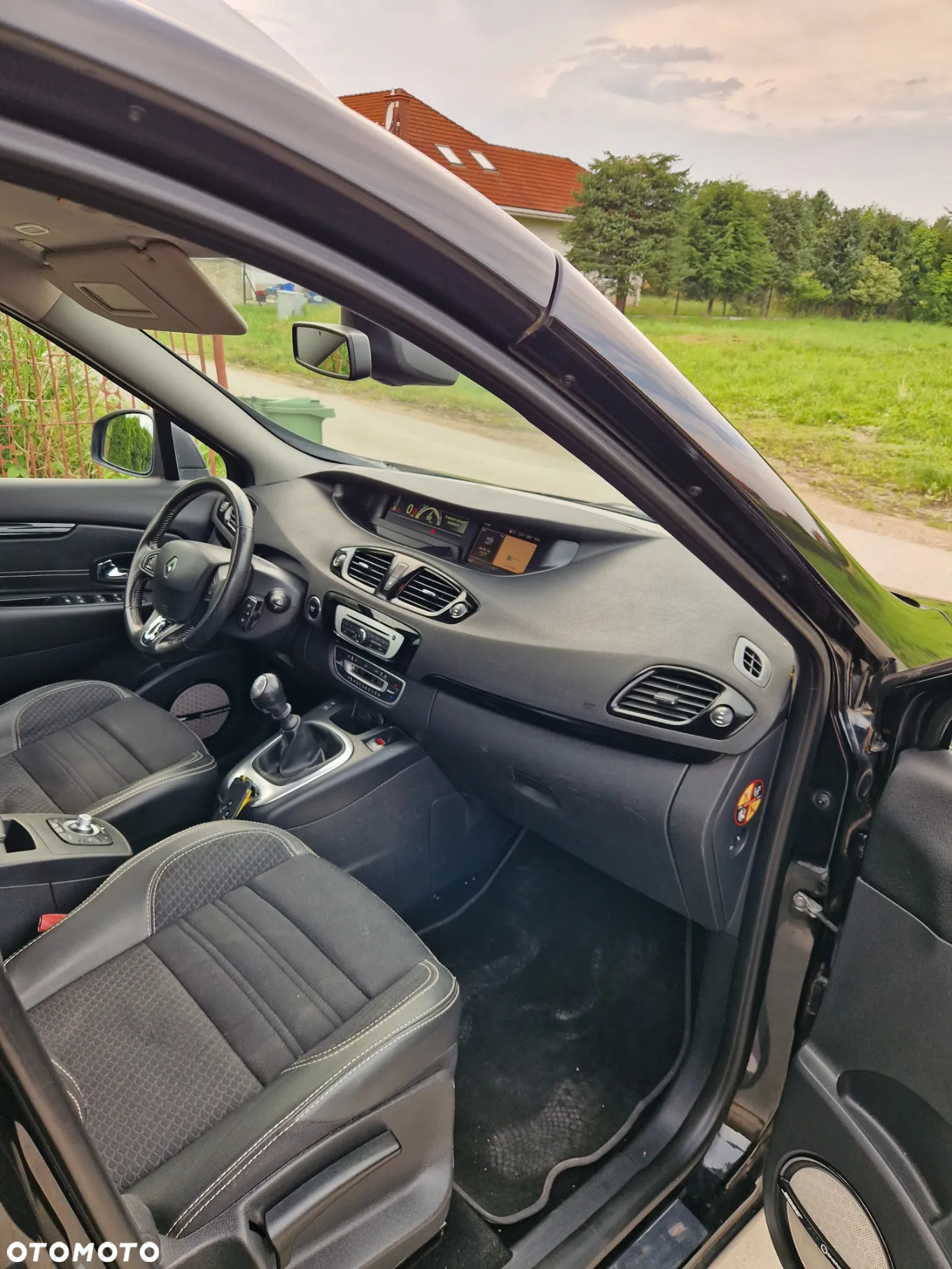 Renault Scenic ENERGY TCe 130 S&S Bose Edition - 18