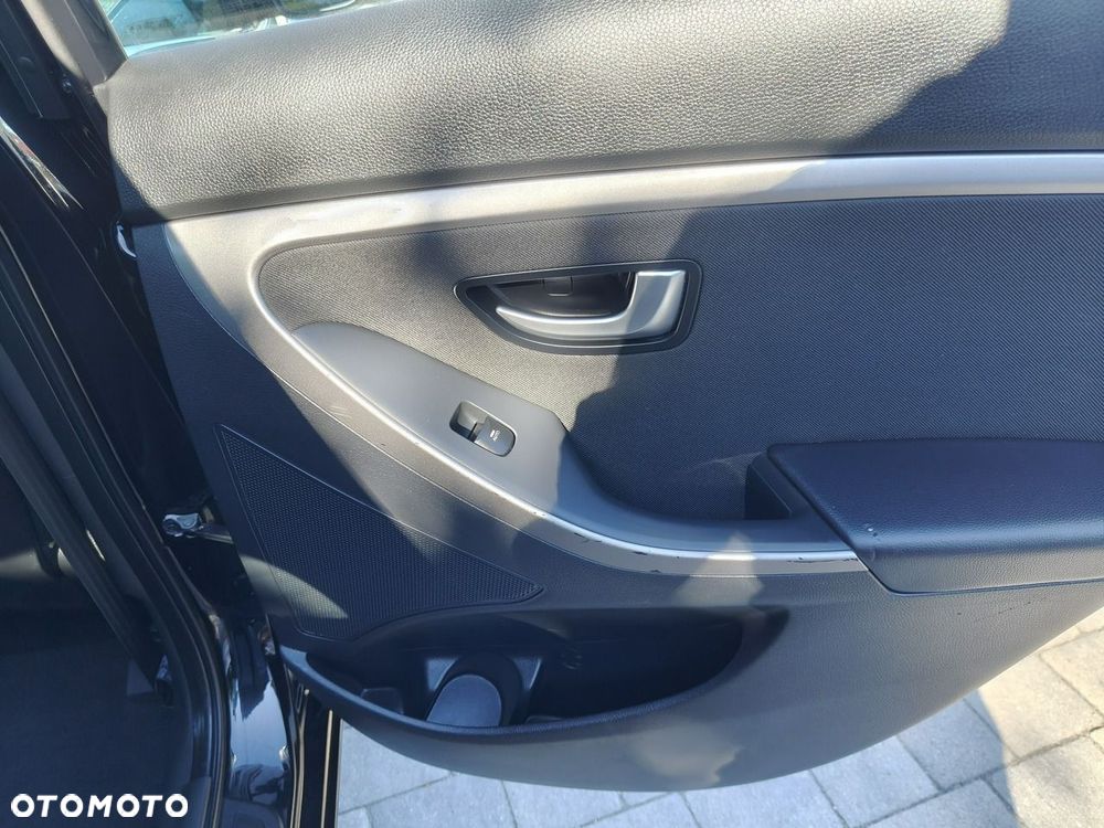 Hyundai i30 1.6 CRDi BlueDrive Comfort - 24