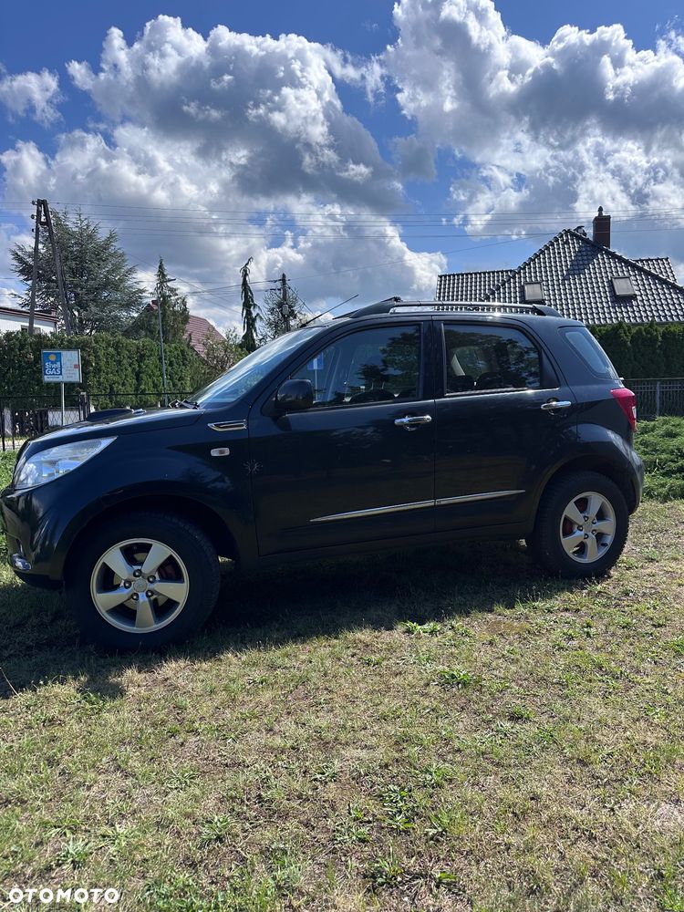 Daihatsu Terios 2WD - 8