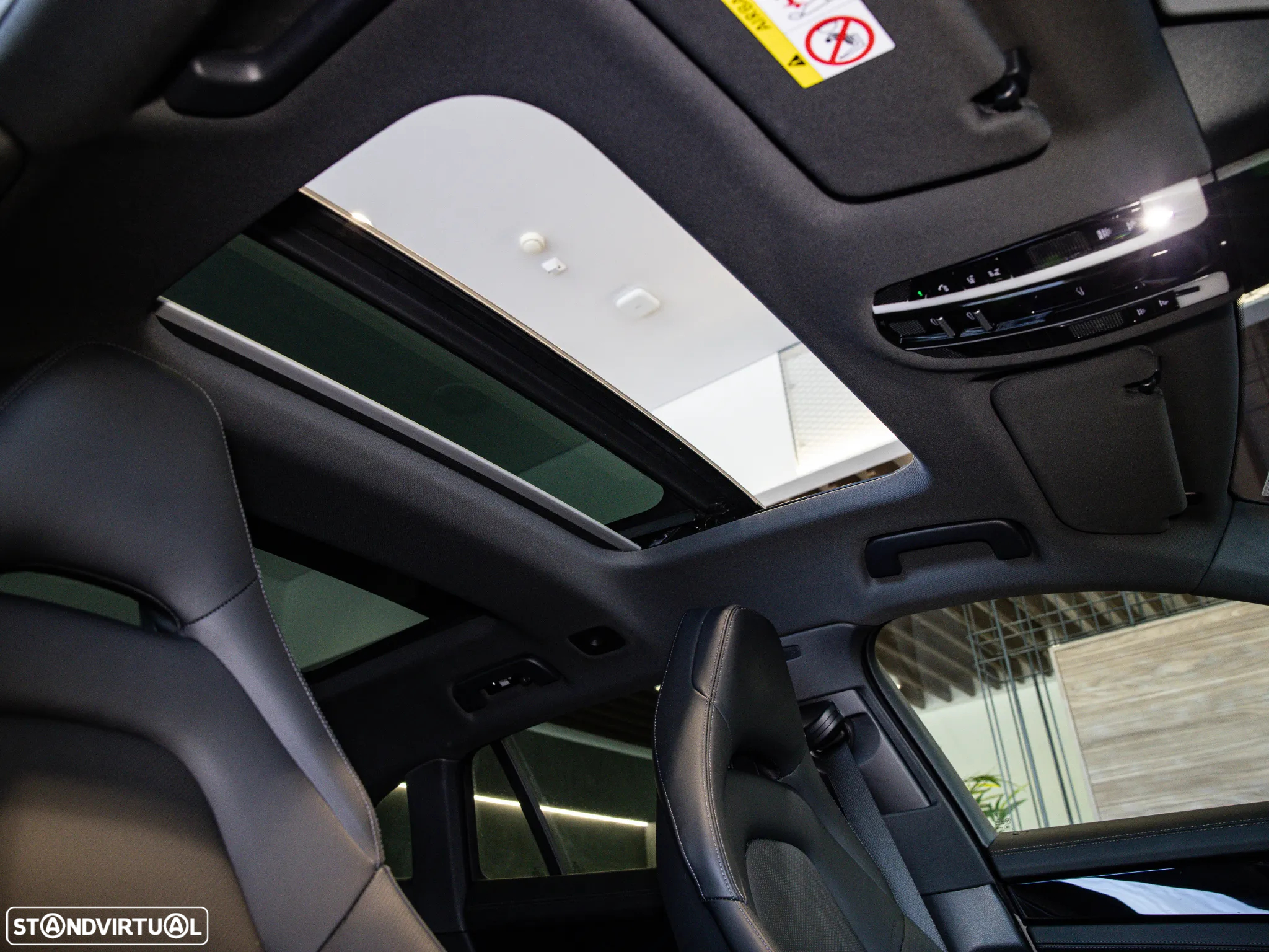 Porsche Panamera Sport Turismo 4S E-Hybrid - 33