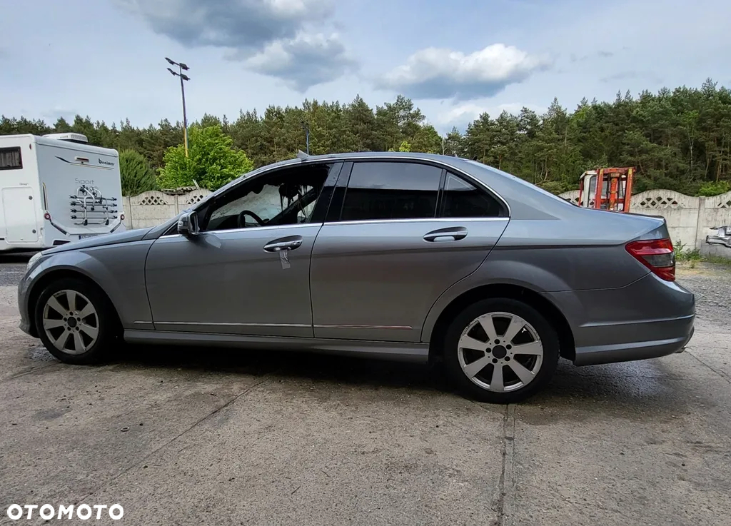 Mercedes-Benz Klasa C 300 7G-TRONIC - 8