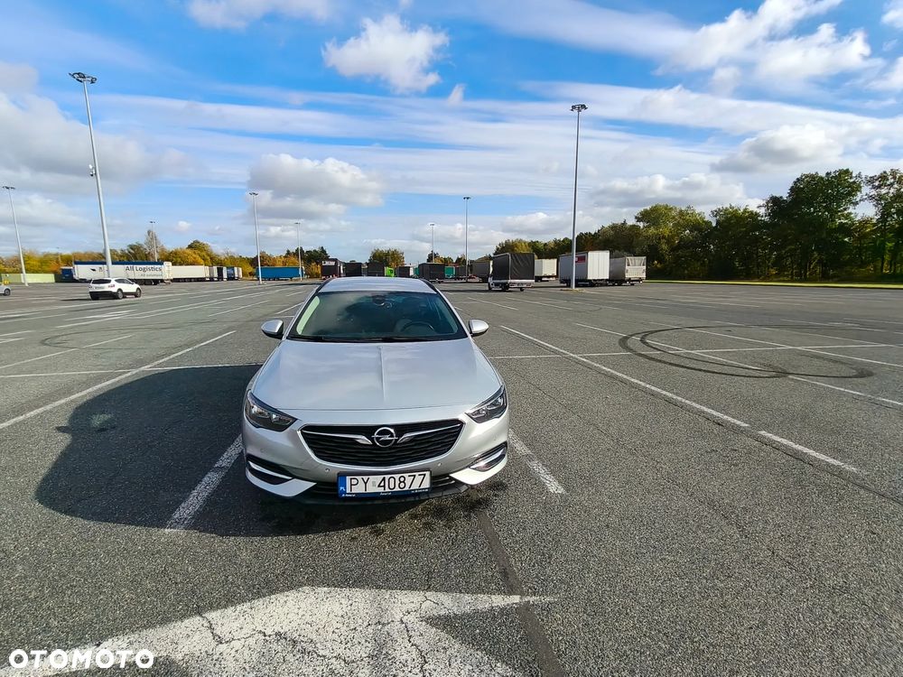 Opel Insignia - 22