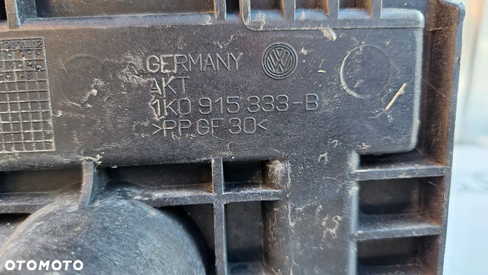 VW Caddy 2K III  Kompletna obudowa akumulatora 1K0915333B - 9