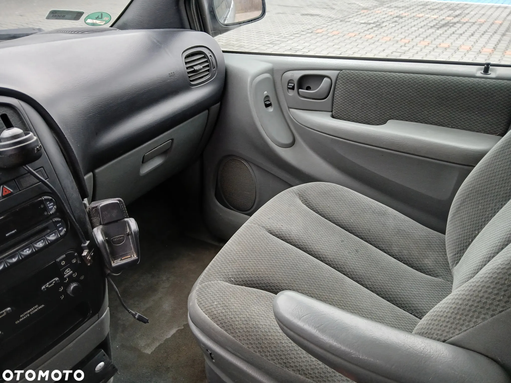Chrysler Voyager - 7