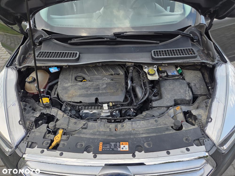 Ford Kuga - 24