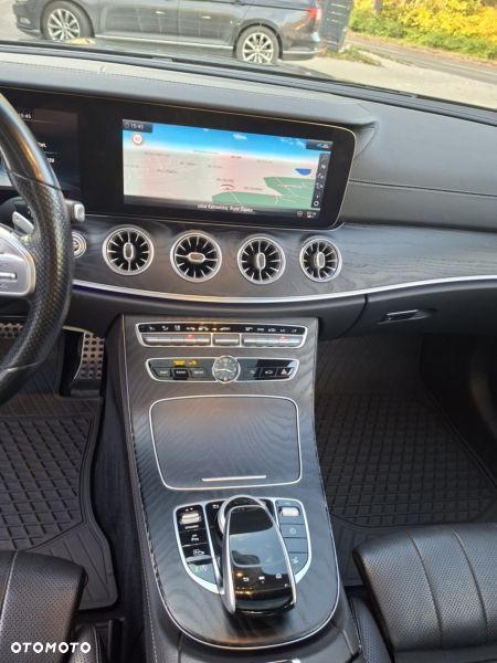 Mercedes-Benz Klasa E 400 d 4-Matic 9G-TRONIC - 21