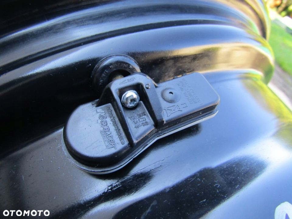 Felga Stalowa 15 Renault Twingo III 5,5j ET36 TPMS - 4
