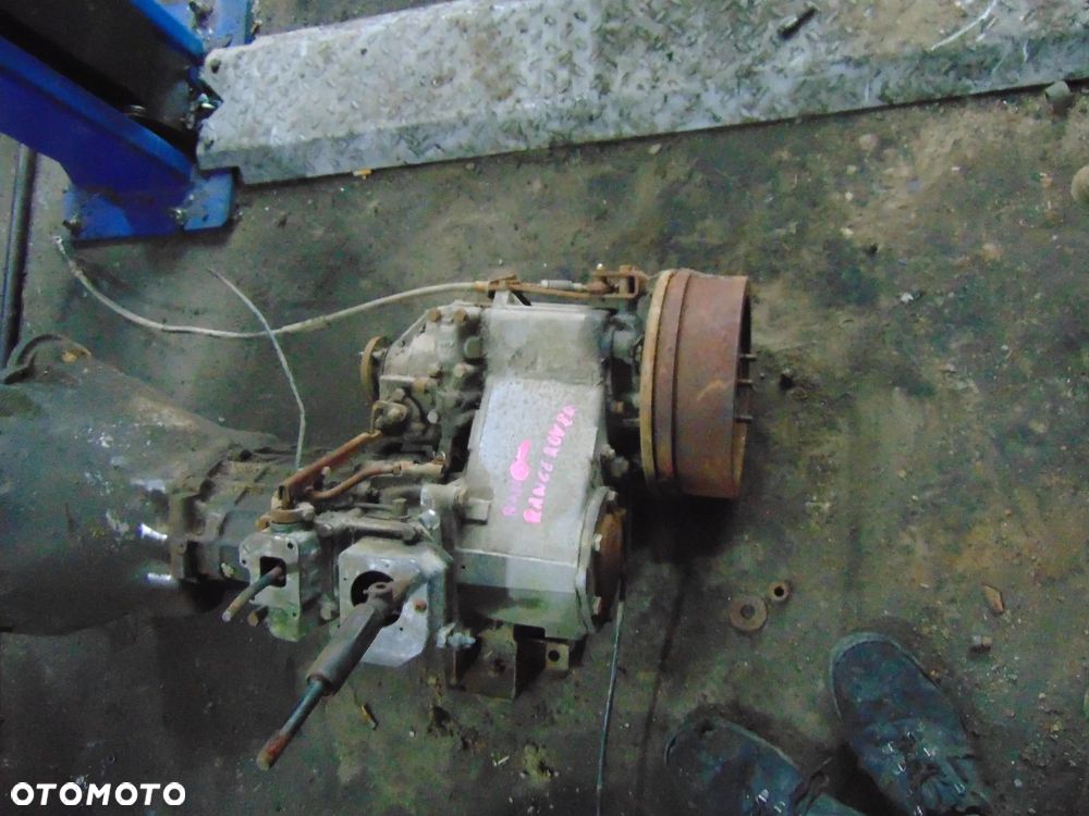silnik Land rover 89 rok 4,4 v8 benzyna i inne części ceny w opisie - 9