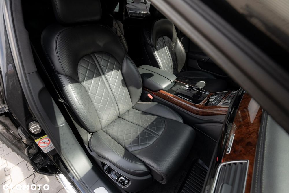 Audi A8 4.2 TDI Quattro - 15