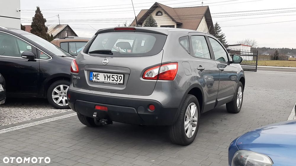 Nissan Qashqai 2.0 4 x 4 visia - 4