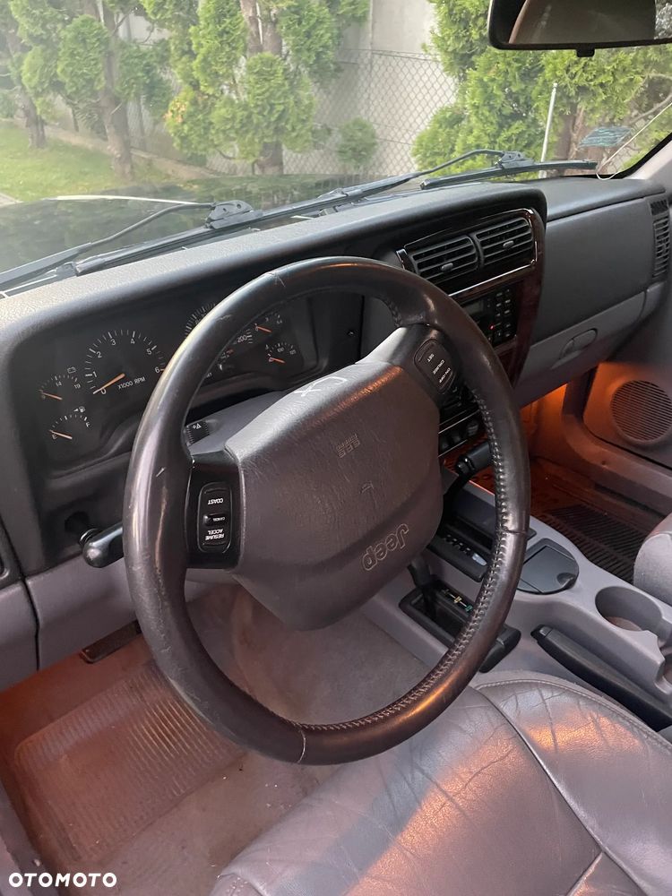 Jeep Cherokee 4.0 Limited - 6
