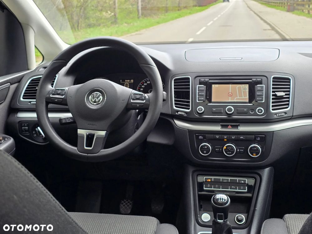 Volkswagen Sharan 2.0 TDI BlueMotion Technology Highline - 28