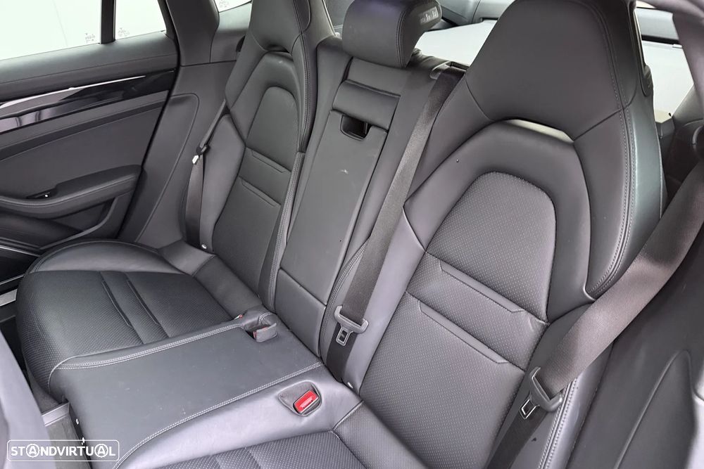 Porsche Panamera 4S E-Hybrid - 10