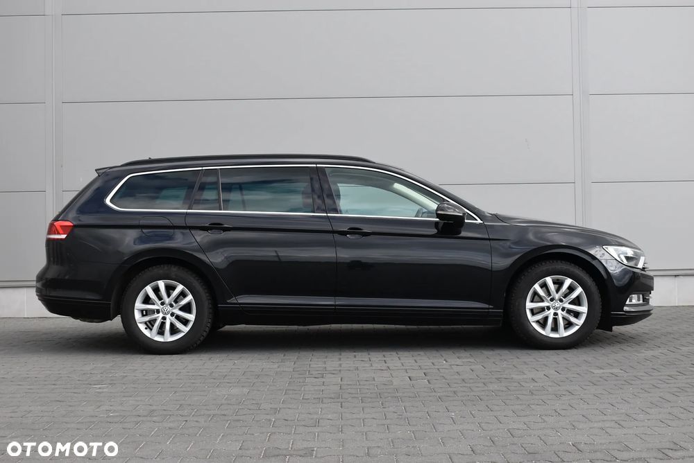 Volkswagen Passat - 29