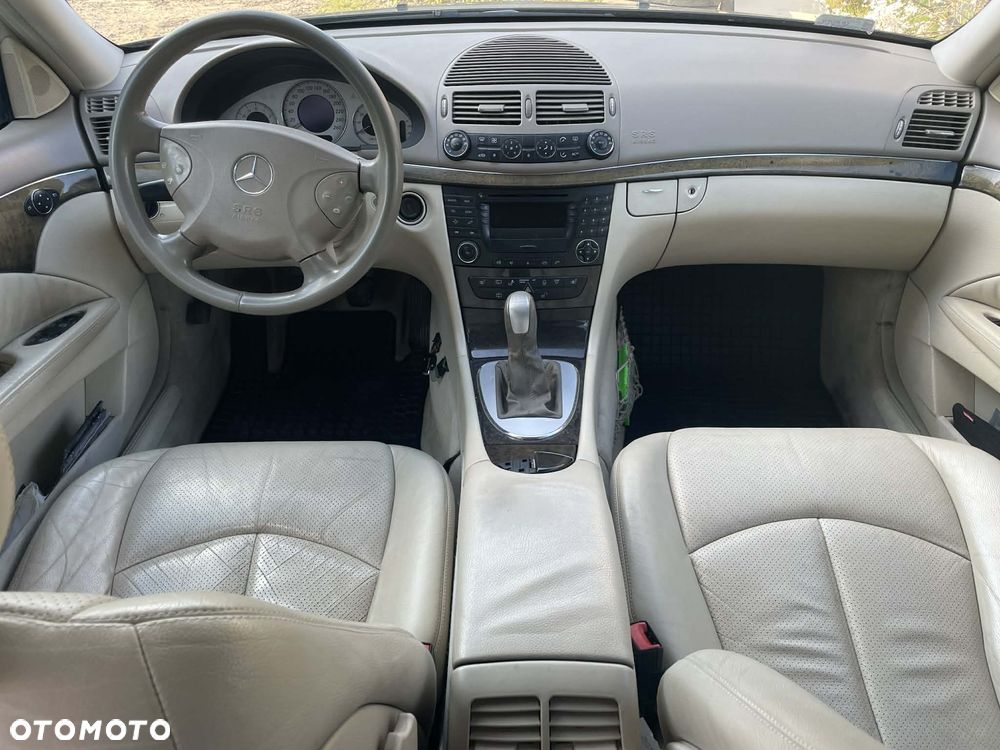 Mercedes-Benz Klasa E 200 Kompressor T Avantgarde - 8