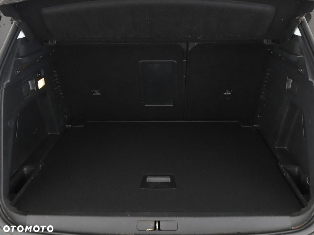 Peugeot 3008 1.2 PureTech GPF Allure S&S EAT8 - 22