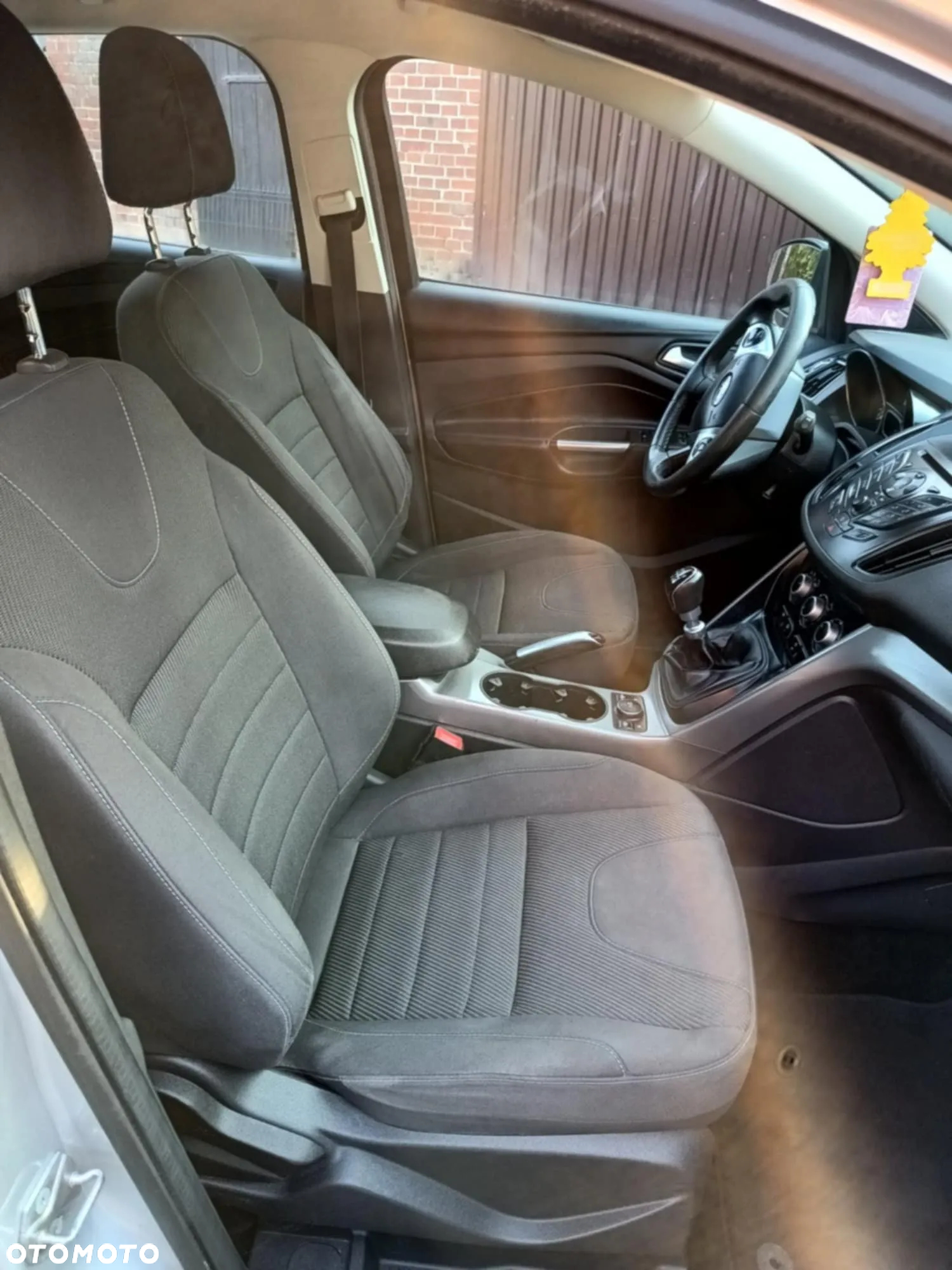 Ford Kuga 2.0 TDCi FWD Titanium - 8