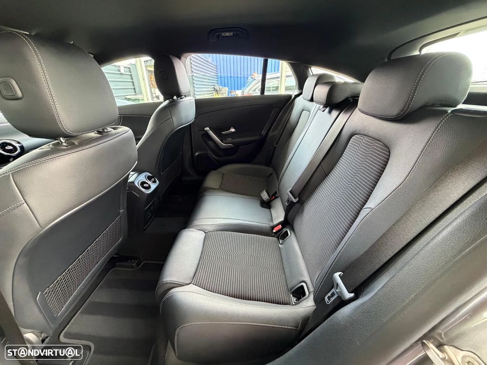 Mercedes-Benz CLA 250 e 8G-DCT Progressive - 38
