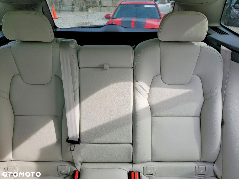 Volvo XC 60 - 12