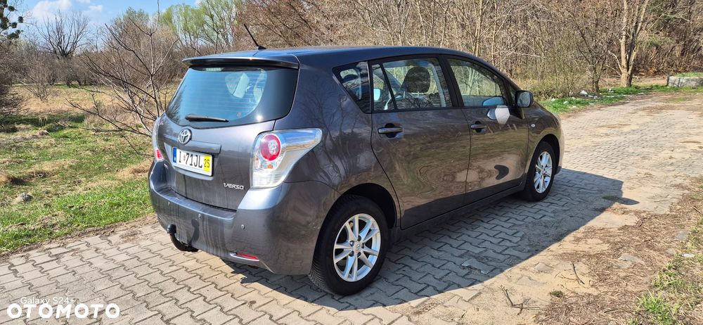 Toyota Verso 1.8 Premium EU5 7os - 4