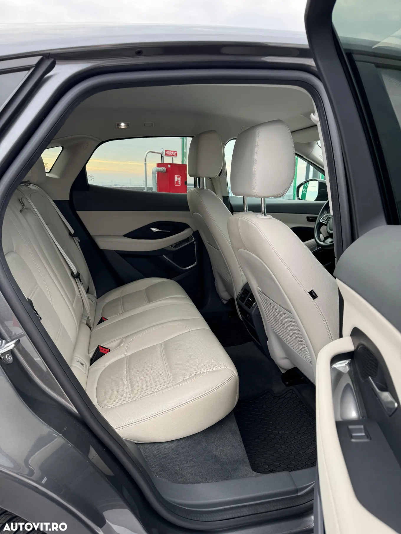 Jaguar E-Pace D150 AWD SE - 14