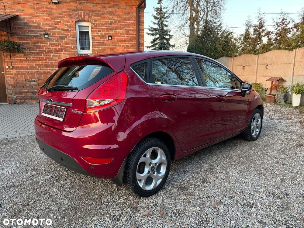 Ford Fiesta 2009 photo 4