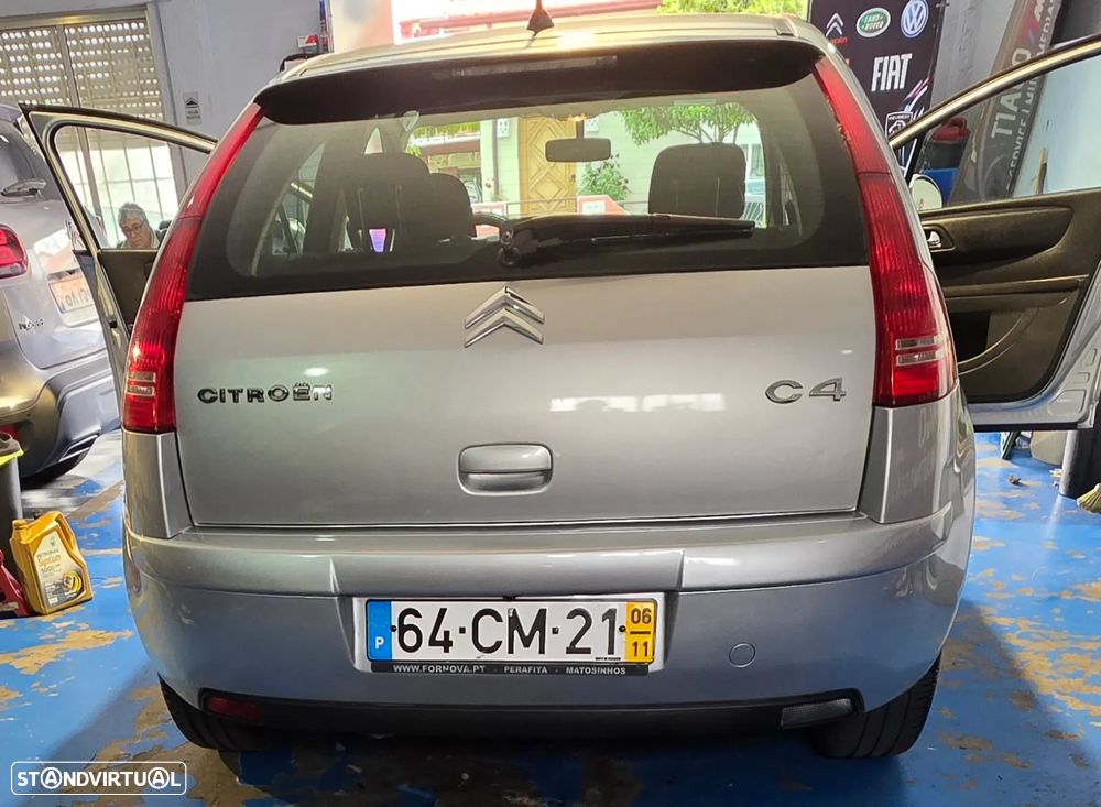 Citroën C4 1.6 HDi VTR Pack - 9