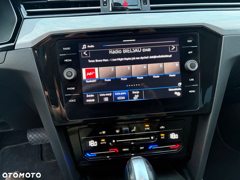 Volkswagen Passat 2.0 TSI Business DSG - 14