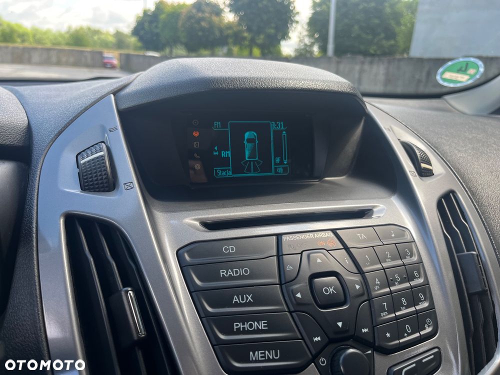 Ford Tourneo Connect Grand - 28
