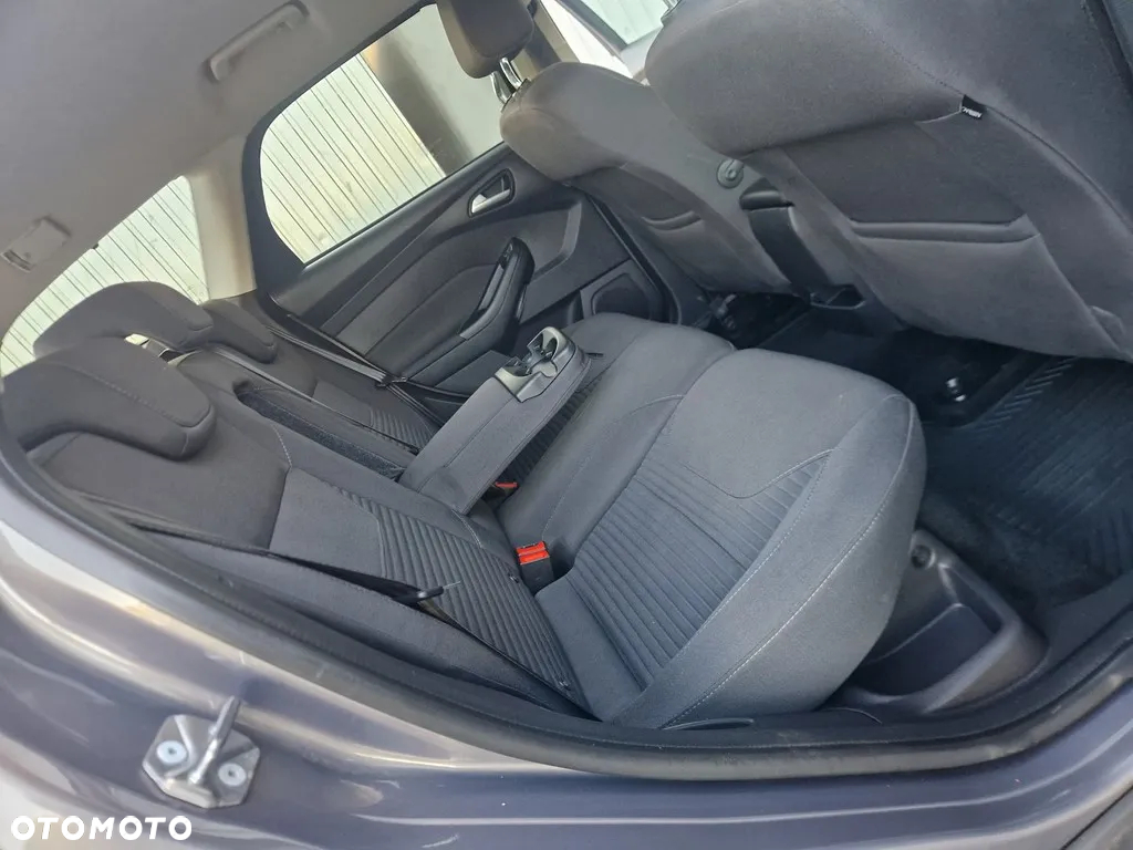 Ford Focus Turnier 1.5 EcoBoost Start-Stopp-System ACTIVE VIGNALE - 10