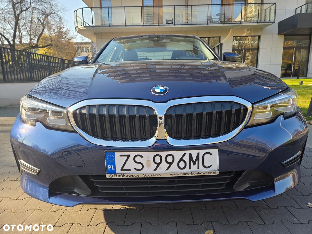 BMW Seria 3 320i xDrive - 36