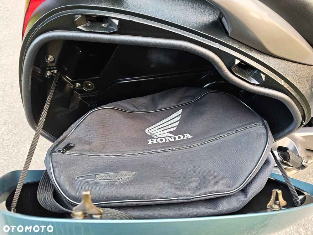 Honda NTV - 22