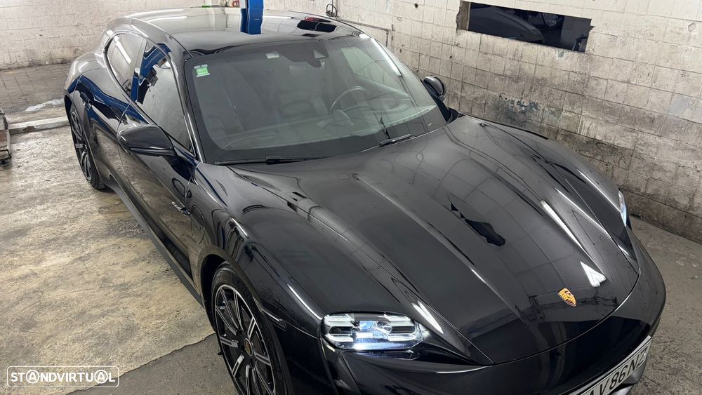 Porsche Taycan Sport Turismo - 9