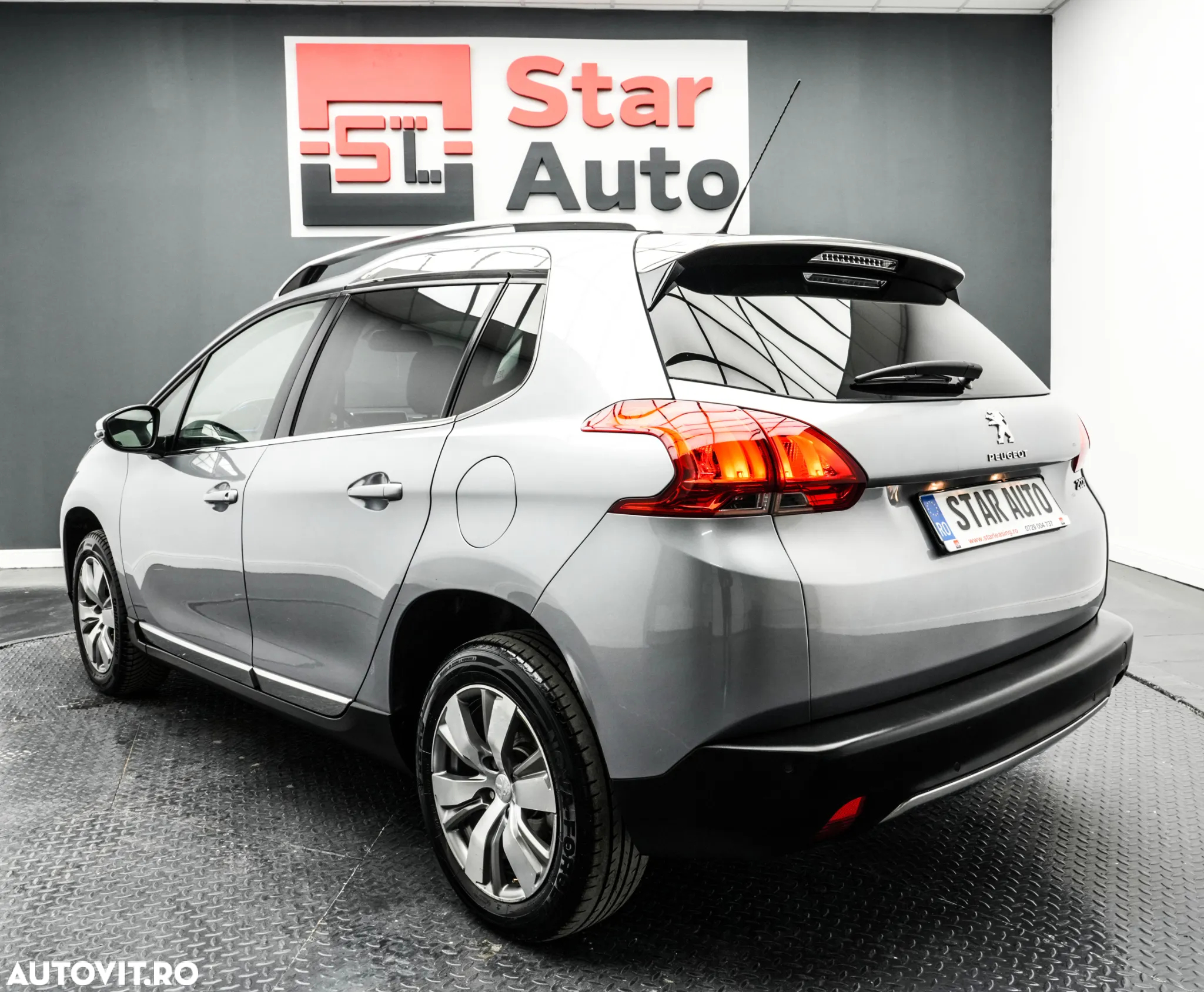 Peugeot 2008 1.2 L PureTech Active - 5