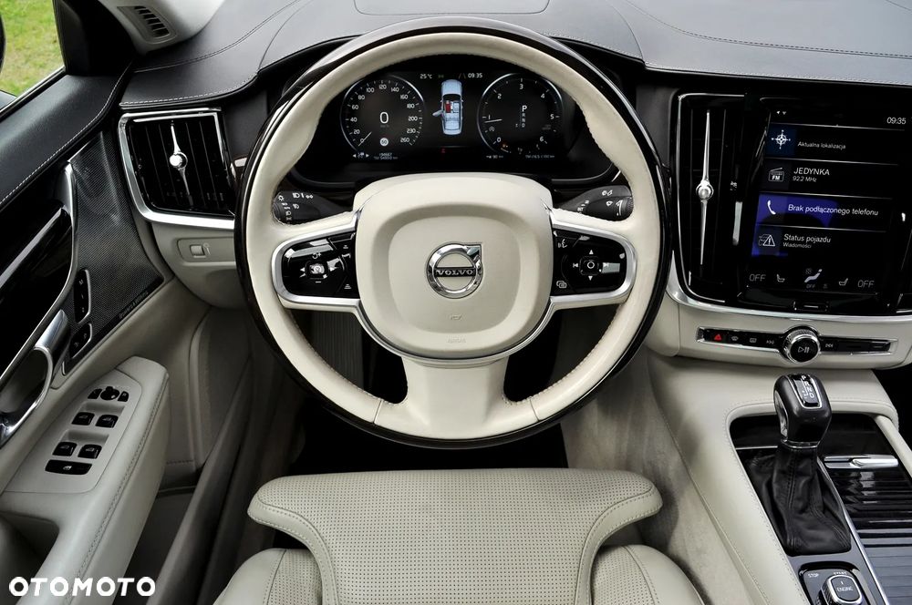 Volvo S90 D4 Inscription - 25