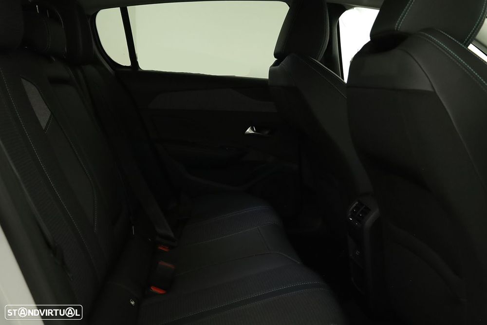 Peugeot 308 1.6 Hybrid Allure Pack e-EAT8 - 21